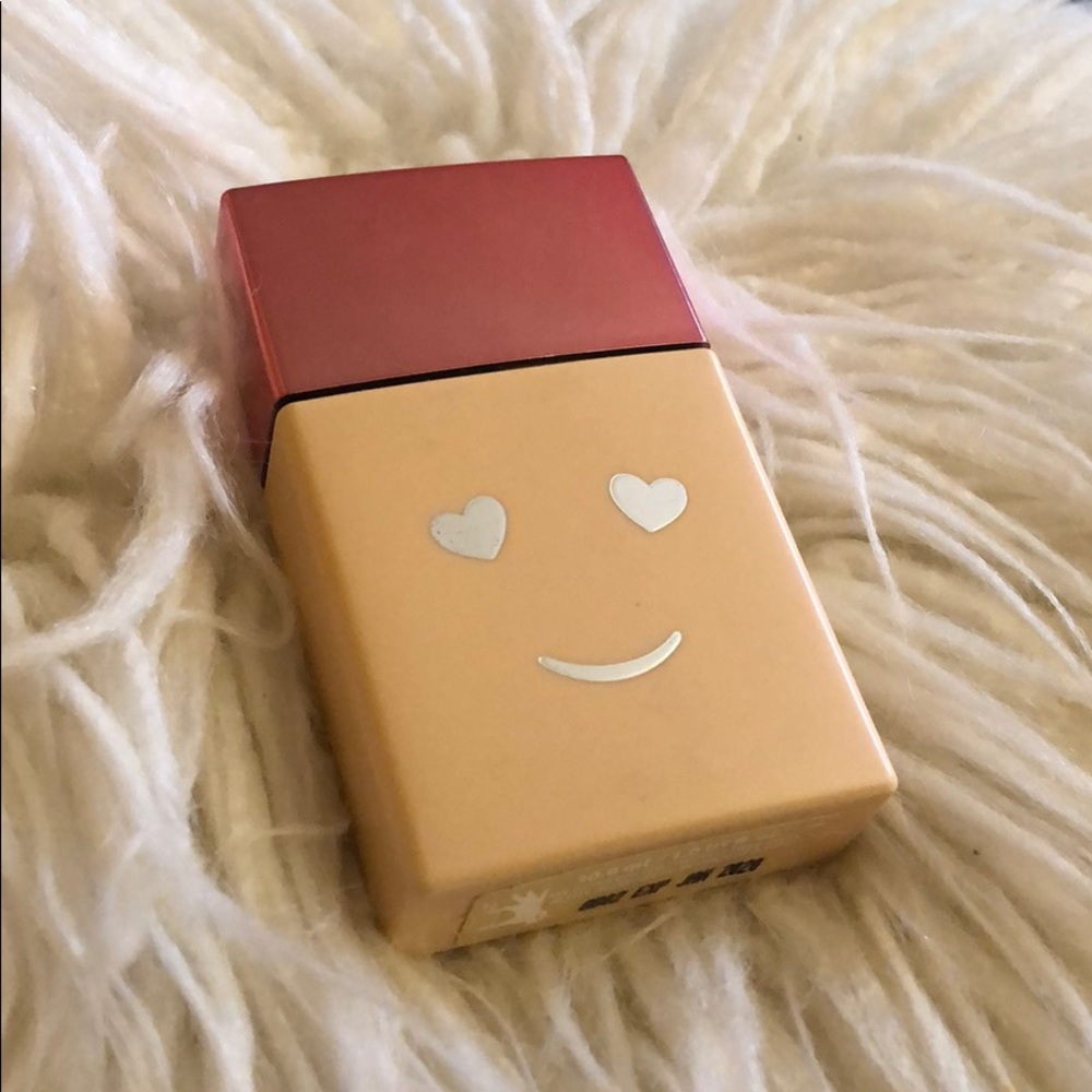 Benefit hello happy foundation